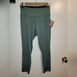 5 for $50 NWT medium Reebok